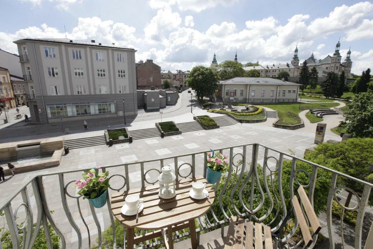 Apartamenty Sienkiewicza - Bezplatny Parking, Centrum, Park, Fv Kielce Dış mekan fotoğraf