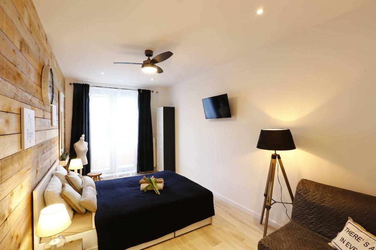Apartamenty Sienkiewicza - Bezplatny Parking, Centrum, Park, Fv Kielce Dış mekan fotoğraf